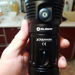 Фонарь OLIGHT X7R MARAUDER CW ХОЛОДНЫЙ (КОМПЛЕКТ)