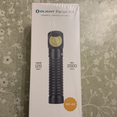 Фонарь OLIGHT PERUN NW НЕЙТРАЛЬНЫЙ